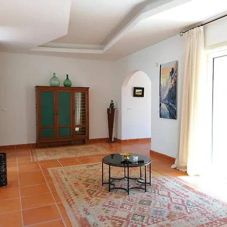 Martin Villa Obidos